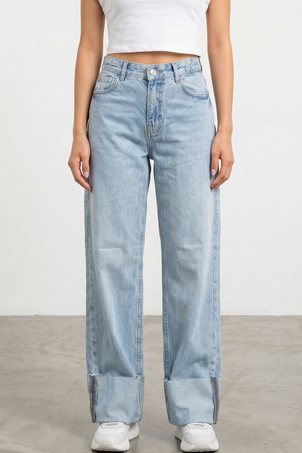 Straight Turned Up Jeans - Light Blue