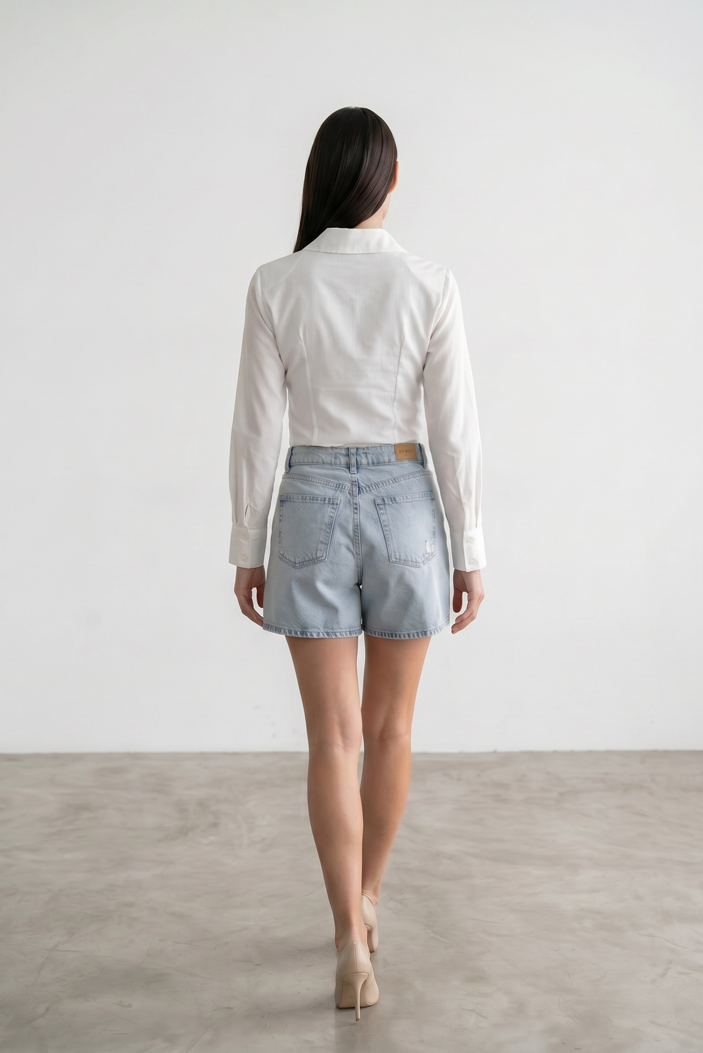 Distressed Short - Stone Blue