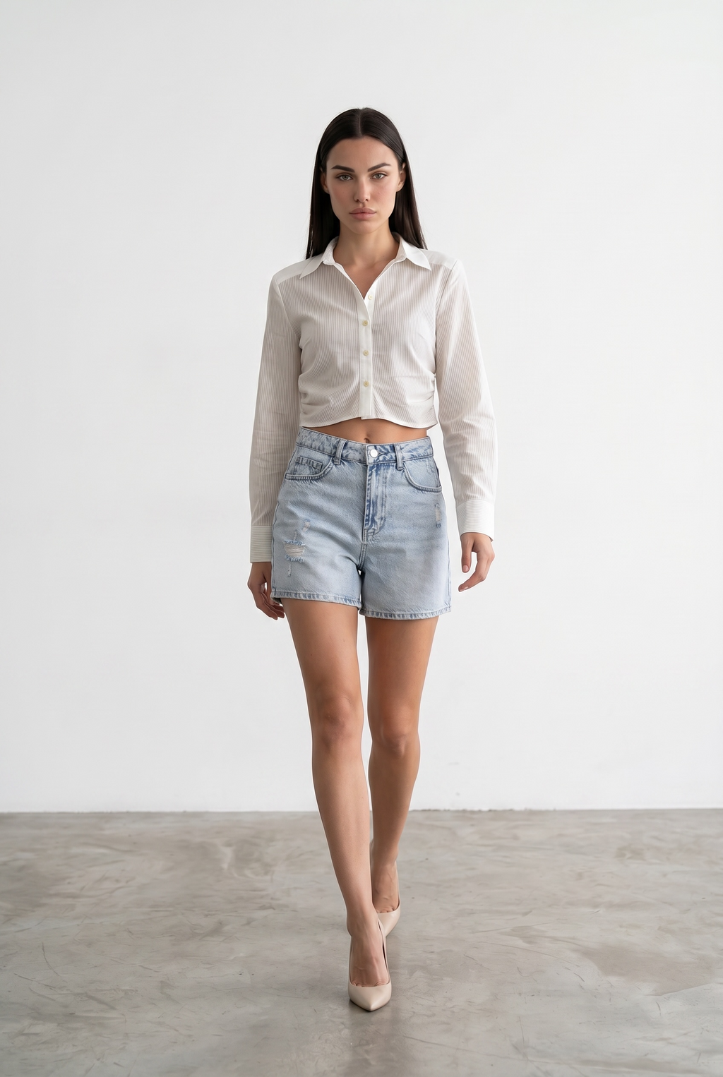 Distressed Short - Stone Blue