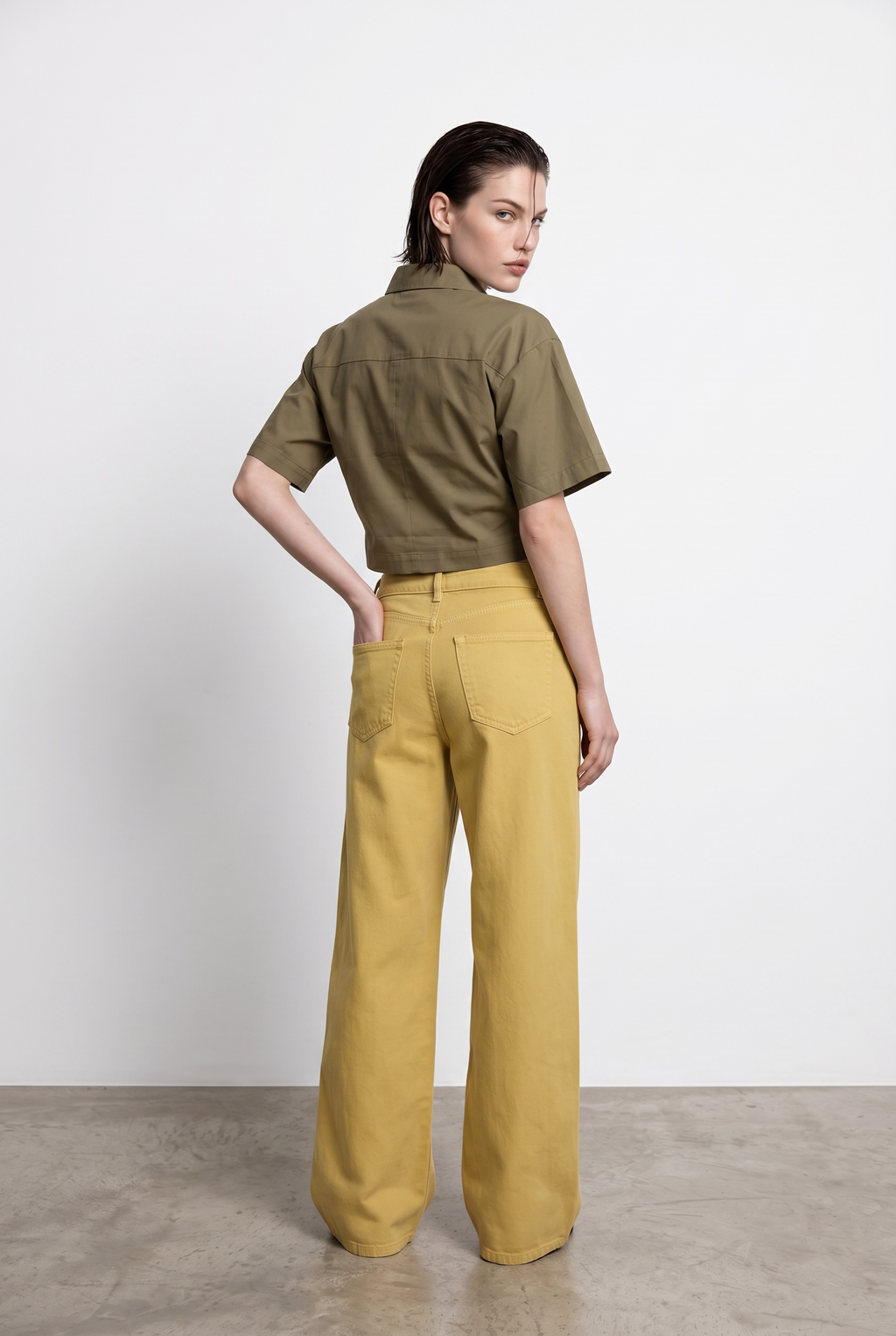 Unbuttoned Relaxed Colored Jeans - Mustard