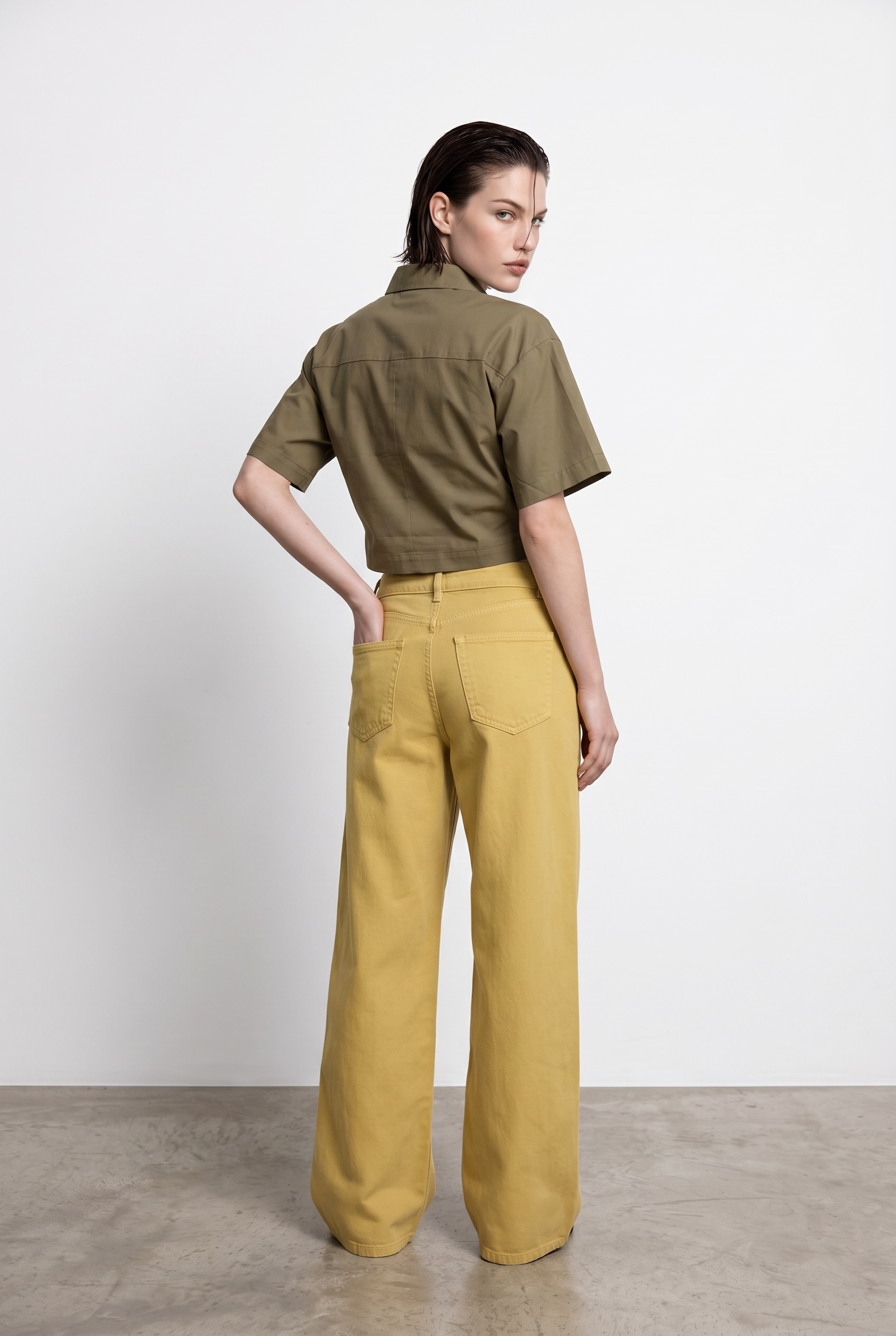 Unbuttoned Relaxed Colored Jeans - Mustard