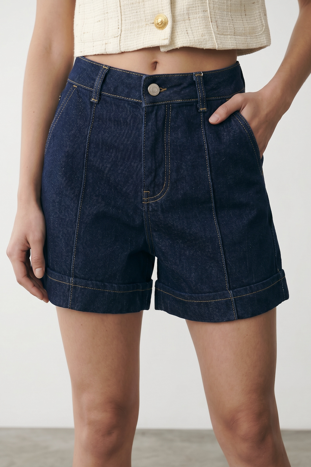 Timeless Mom Short - Navy Jeans