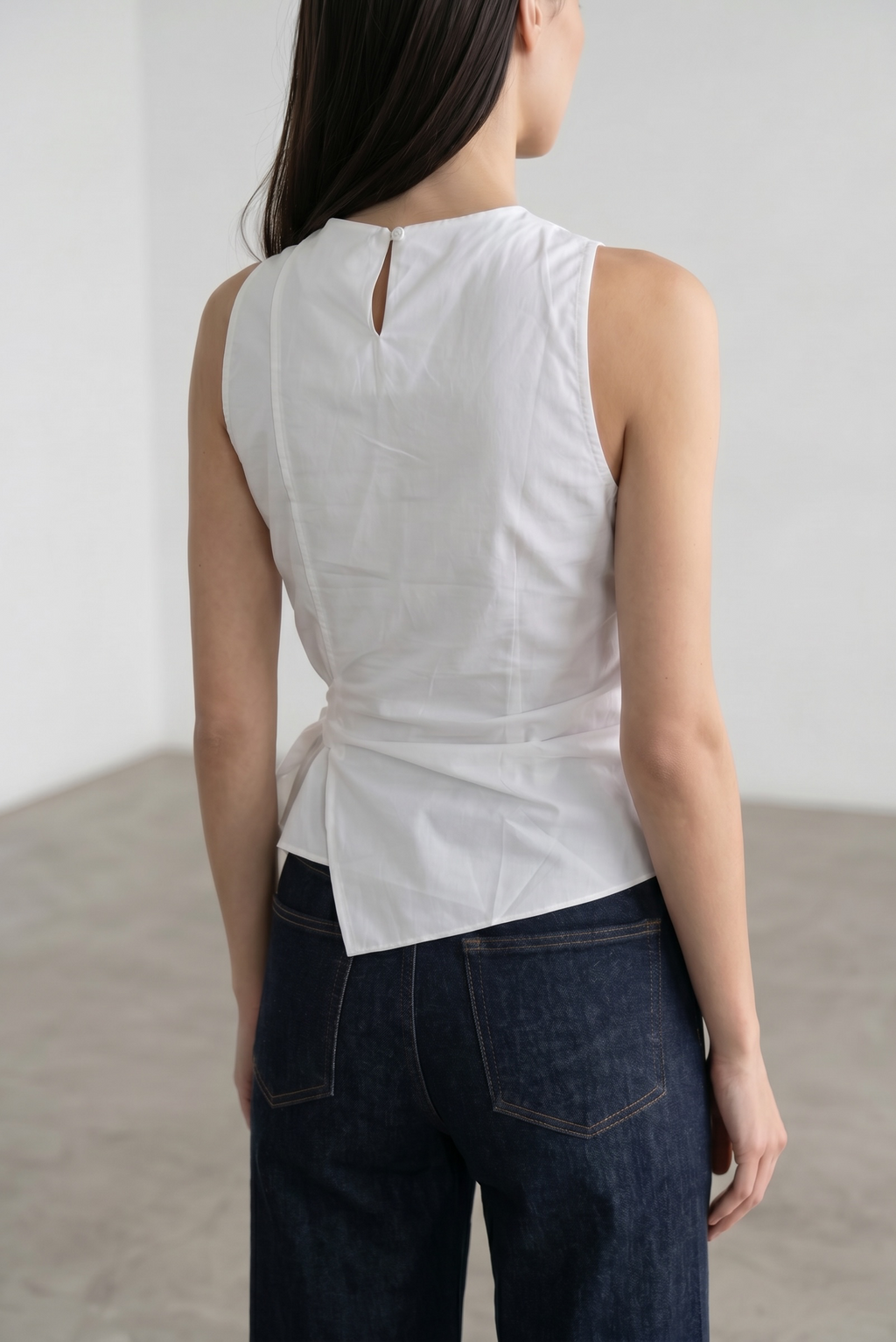 Sleeveless Surplice Top With A Side Bow - White